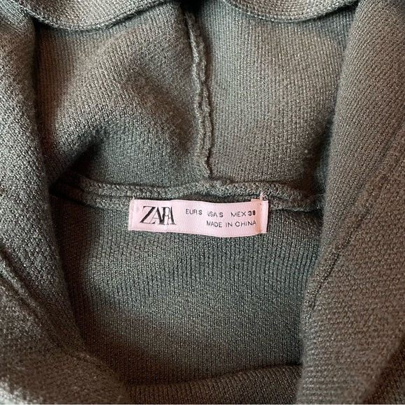 ZARA Green Hooded Sweater - Picture 3 of 4